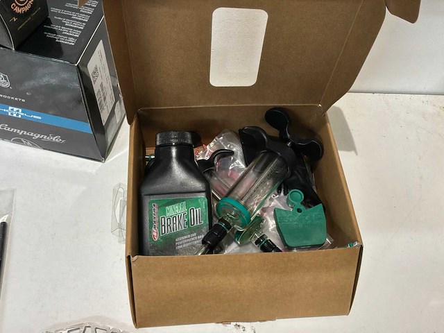 Shimano / elvedes / campagnolo diverse fietsonderdelen (11x) - afbeelding 7 van  10