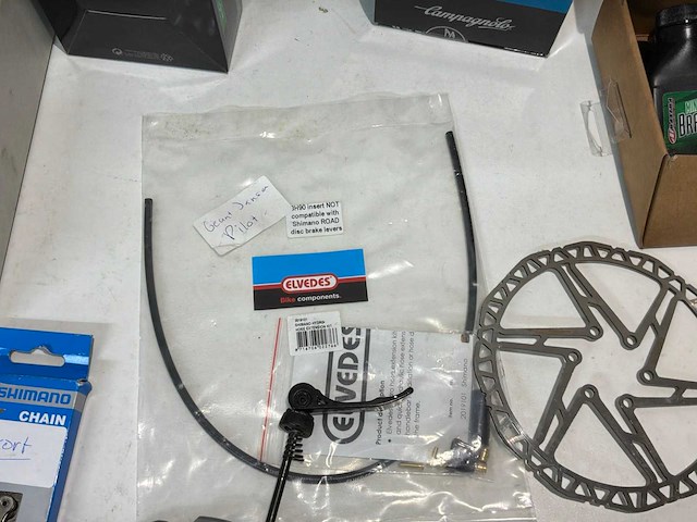 Shimano / elvedes / campagnolo diverse fietsonderdelen (11x) - afbeelding 8 van  10