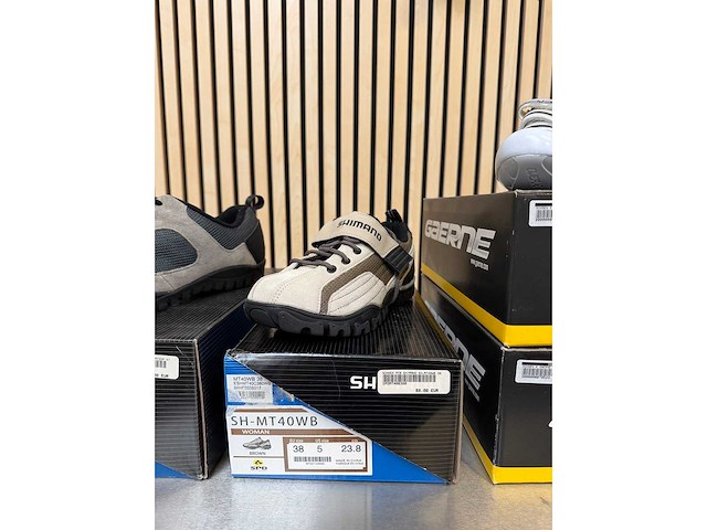 Shimano, gaerne - fietsschoenen (5x) - afbeelding 3 van  7