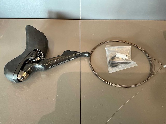 Shimano ultegra st-r8020 disc 11speed shifter rechts - afbeelding 1 van  5