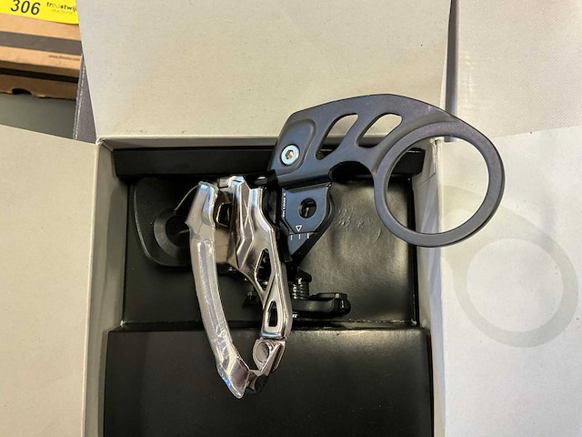 Shimano xtr m985 voorderailleur 2x10 - afbeelding 1 van  3