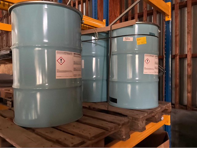 Shinetsu x-32-3093 silliconerubber (5x) - afbeelding 1 van  3