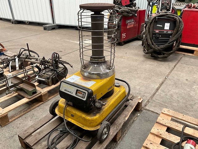 Shizuoka kerosine heater - afbeelding 1 van  6