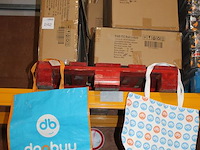 Shoppers doabuy op pallet. ca. 500 stuks in 5 dozen. - afbeelding 2 van  2