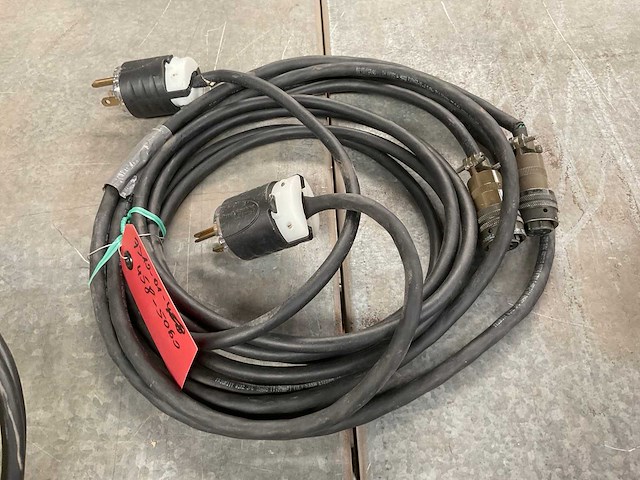 Short extension cord (2x) - afbeelding 1 van  1