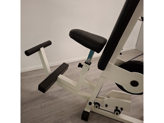 Shoulder press technogym - afbeelding 3 van  11