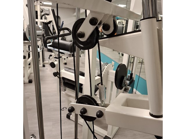 Shoulder press technogym - afbeelding 10 van  11