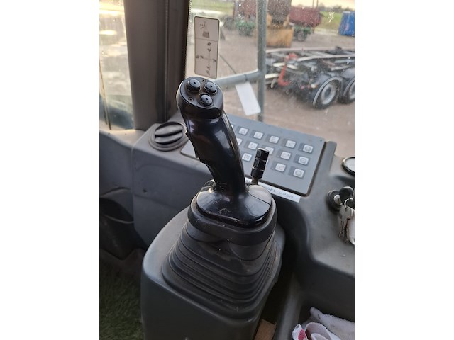 Shovel liebherr, l 544, bouwjaar 2005 - afbeelding 32 van  56