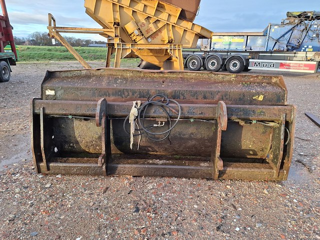 Shovel liebherr, l 544, bouwjaar 2005 - afbeelding 48 van  56