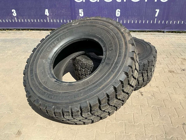 Shovelband 17.5r25 (ongebruikt) (2x) - afbeelding 2 van  3
