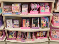 Showkast topmodel w.o. dagboeken, schrijfgerei, bijouterie, glow in the dark etc. - afbeelding 4 van  4
