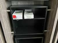 Showroom - winkel presentatie meubel (3x) - afbeelding 12 van  13