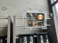 Showroom - winkel presentatie meubel (3x) - afbeelding 3 van  16