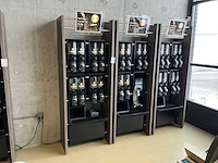 Showroom - winkel presentatie meubel (3x) - afbeelding 1 van  16