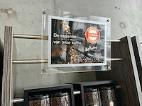 Showroom - winkel presentatie meubel (3x) - afbeelding 14 van  16