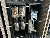 Showroom - winkel presentatie meubel (3x) - afbeelding 16 van  16