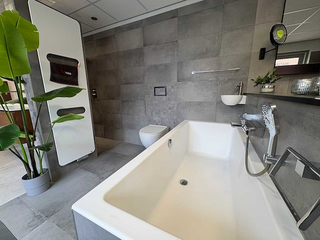 Showroom badkamerset - afbeelding 3 van  7
