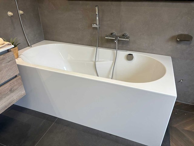 Showroom badkamerset - afbeelding 2 van  12