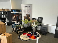 Showroom inventaris - afbeelding 1 van  9