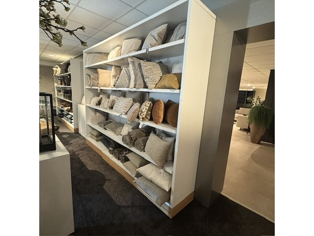 Showroom kast - afbeelding 1 van  4
