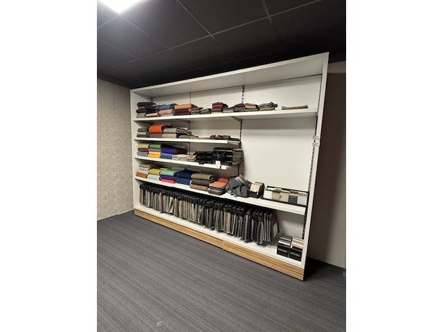 Showroom kast - afbeelding 1 van  4