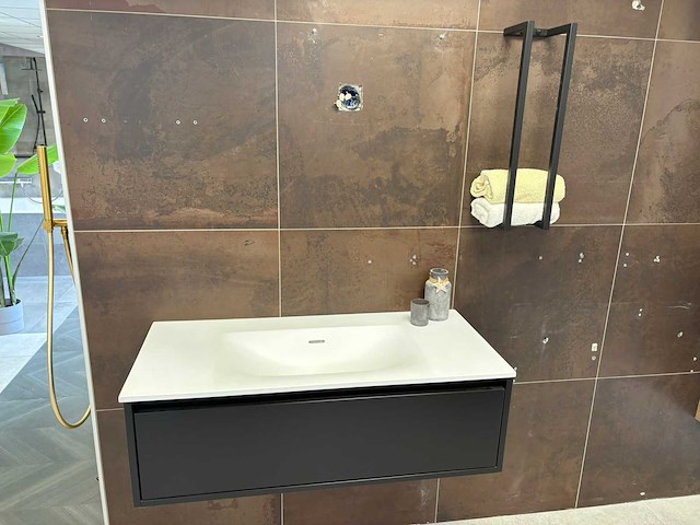 Showroom wastafelset - afbeelding 2 van  6