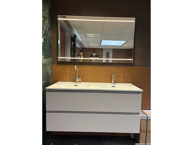 Showroom wastafelset - afbeelding 2 van  3