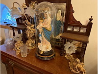 Showroom, werkplaats magazijnopruiming antiekhandel