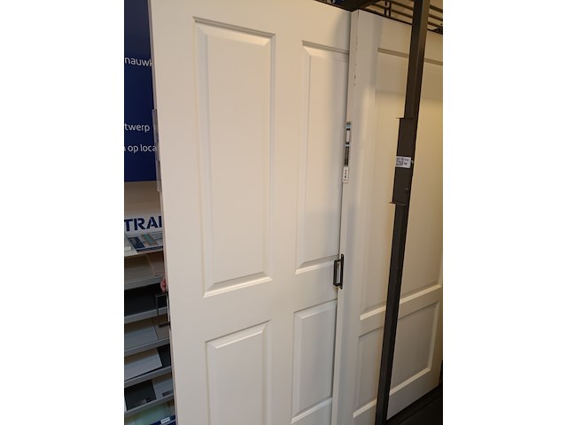 Showroomdeuren, skantrae en weekamp - afbeelding 2 van  15