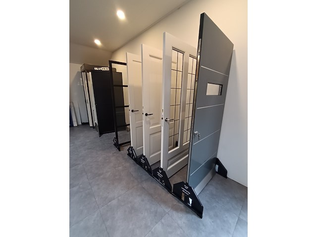 Showroomdeuren, skantrae en weekamp - afbeelding 1 van  15