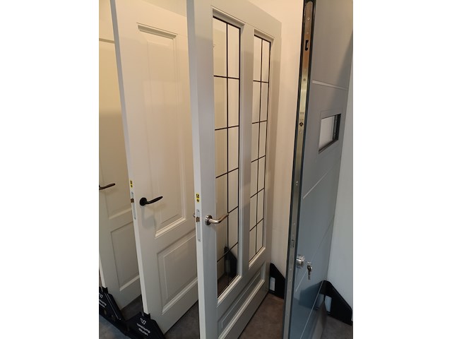 Showroomdeuren, skantrae en weekamp - afbeelding 9 van  15