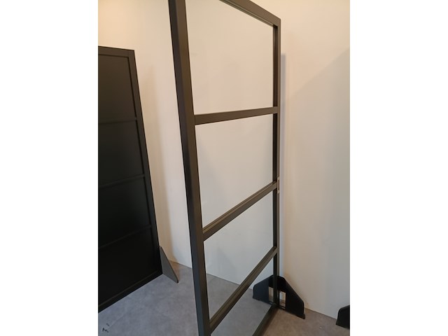 Showroomdeuren, skantrae en weekamp - afbeelding 12 van  15