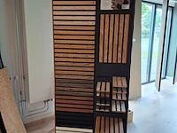 Showroomdisplay met diverse panelen