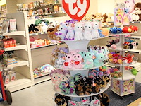 Showroomdisplay met ty knuffels in grote diversiteit, ruim 150 stuks. incl. showmeubel. - afbeelding 3 van  3