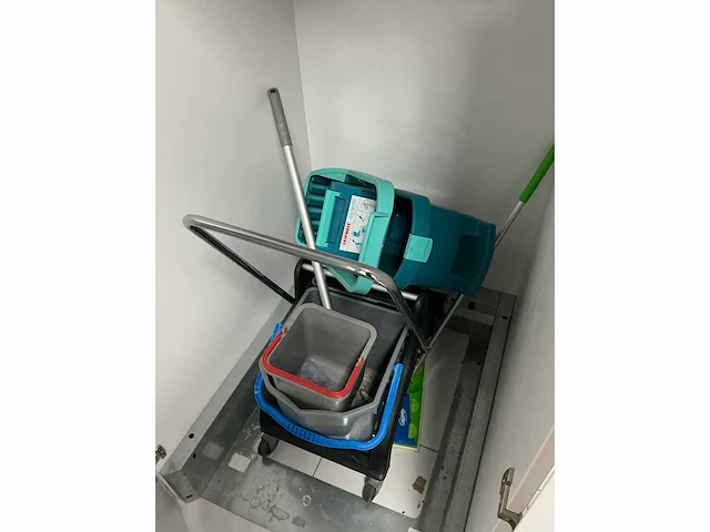 Showroominventaris - afbeelding 8 van  10