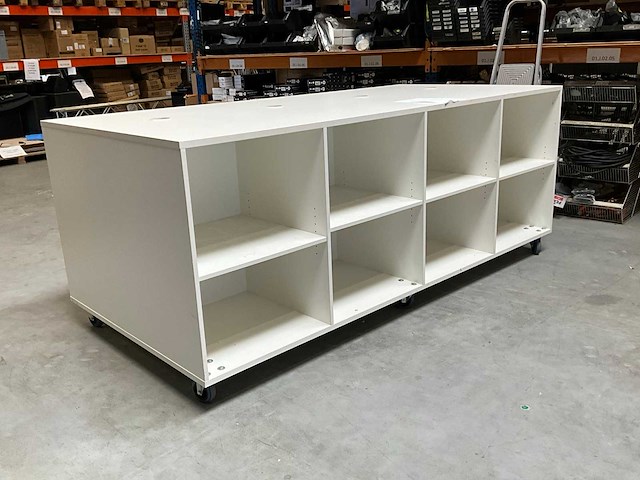 Showroomkast - afbeelding 2 van  5