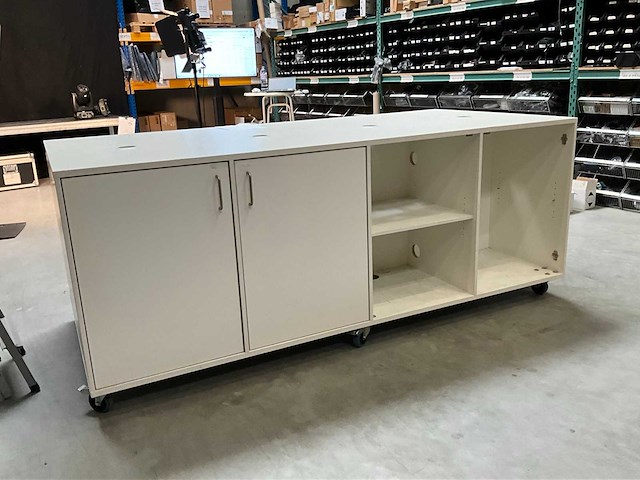 Showroomkast - afbeelding 5 van  5