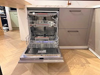 Showroomkeuken met apparatuur - afbeelding 26 van  29