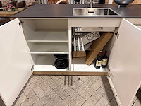 Showroomkeuken met apparatuur - afbeelding 16 van  21