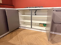 Showroomkeuken met apparatuur - afbeelding 3 van  24