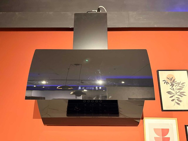 Showroomkeuken met apparatuur - afbeelding 7 van  24