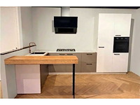 Showroomkeuken met apparatuur