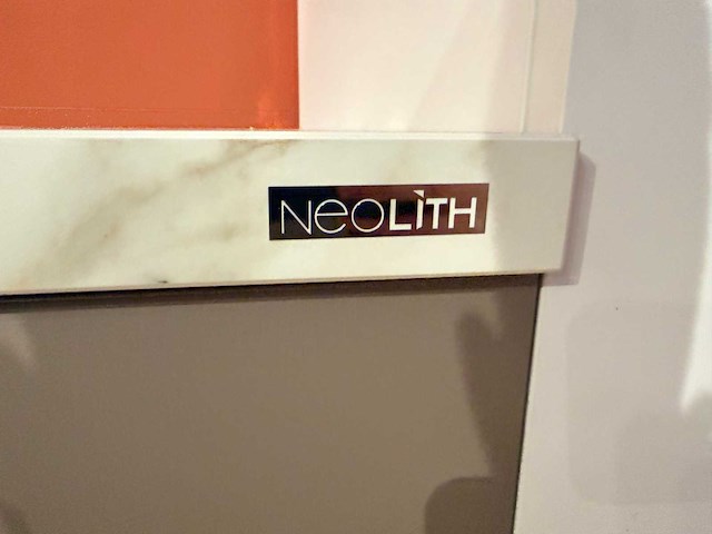 Showroomkeuken met apparatuur - afbeelding 14 van  20