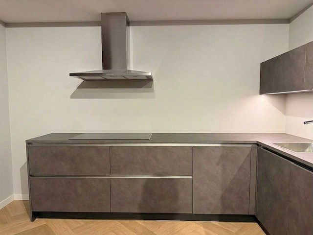 Showroomkeuken met pelgrim apparatuur - afbeelding 23 van  28