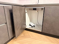 Showroomkeuken met pelgrim apparatuur - afbeelding 8 van  28