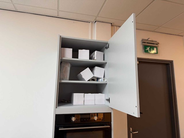 Showroomkeuken met pelgrim apparatuur - afbeelding 21 van  30