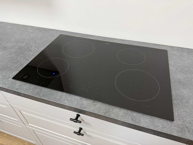 Showroomkeuken met pelgrim apparatuur - afbeelding 5 van  30