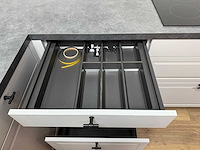 Showroomkeuken met pelgrim apparatuur - afbeelding 29 van  30
