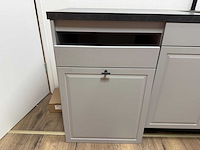 Showroomkeuken met pelgrim apparatuur - afbeelding 19 van  27