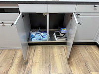 Showroomkeuken met pelgrim apparatuur - afbeelding 25 van  27
